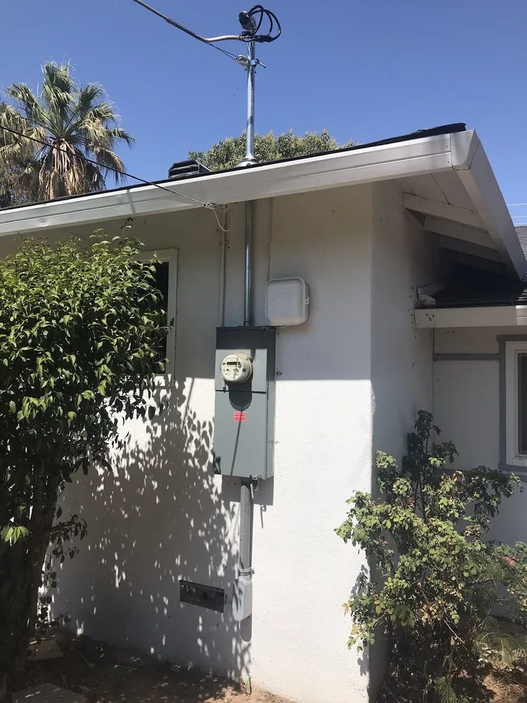 Slide of Wiseco Electric & Solar