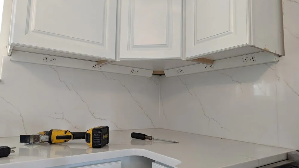 Slide of WJ Electrical Services