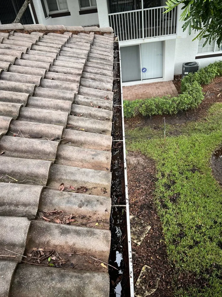 Slide of W&L Home Improvevement