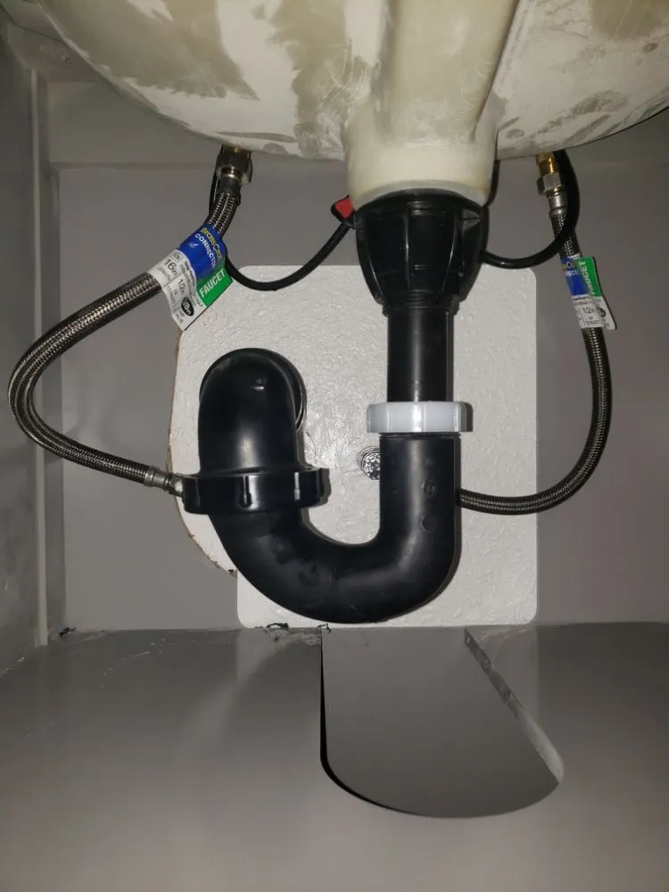 Slide of WM Electric & Plumbing Services