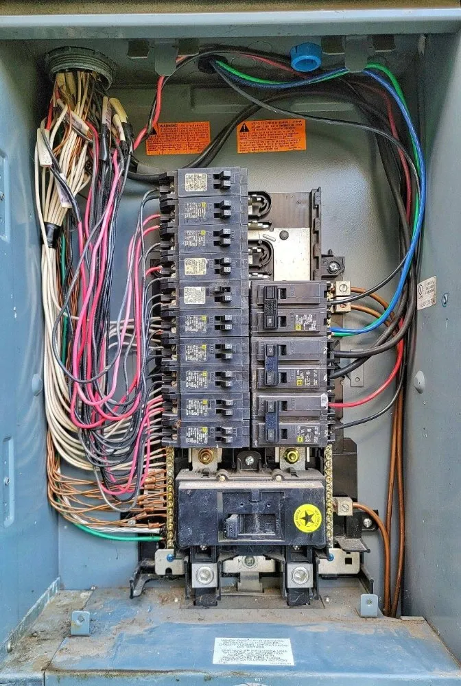 Slide of WM Electric & Plumbing Services