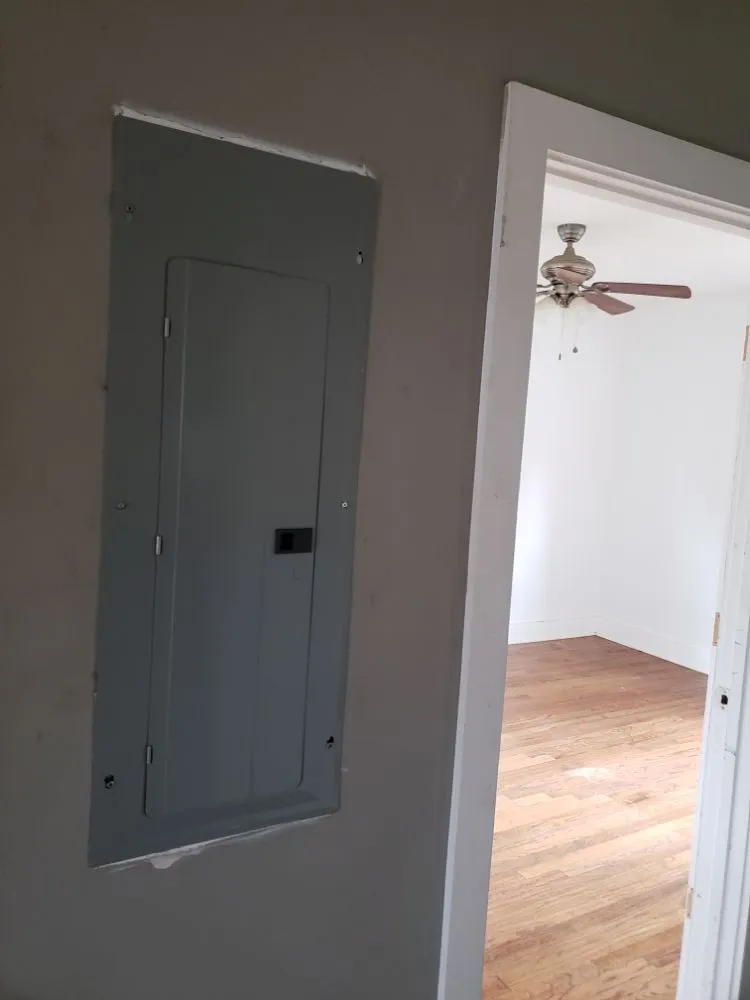 Expert circuit breaker repair service in ,  - WMC Electrical Services