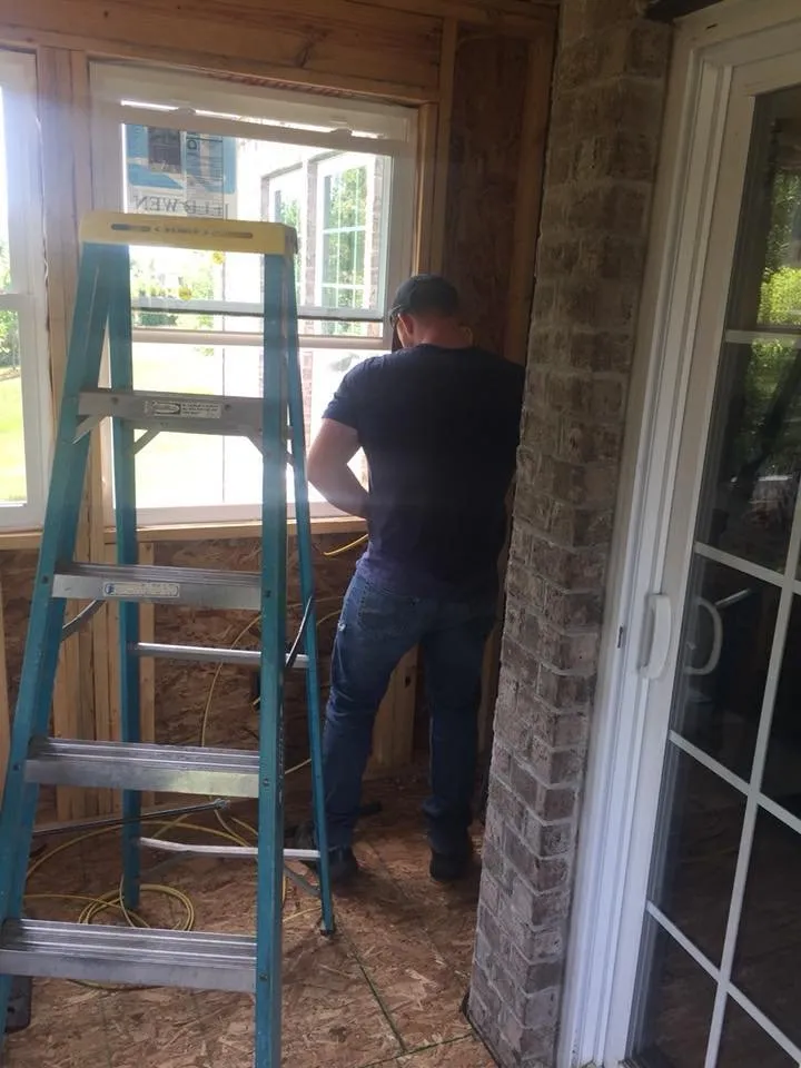 Slide of WN Electrical Services