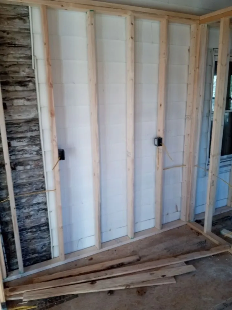 Affordable electrician providing wiring installation in , 