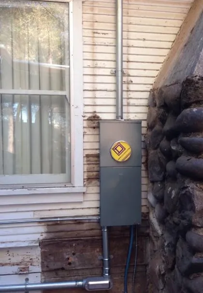 Slide of Woo Brothers Electric