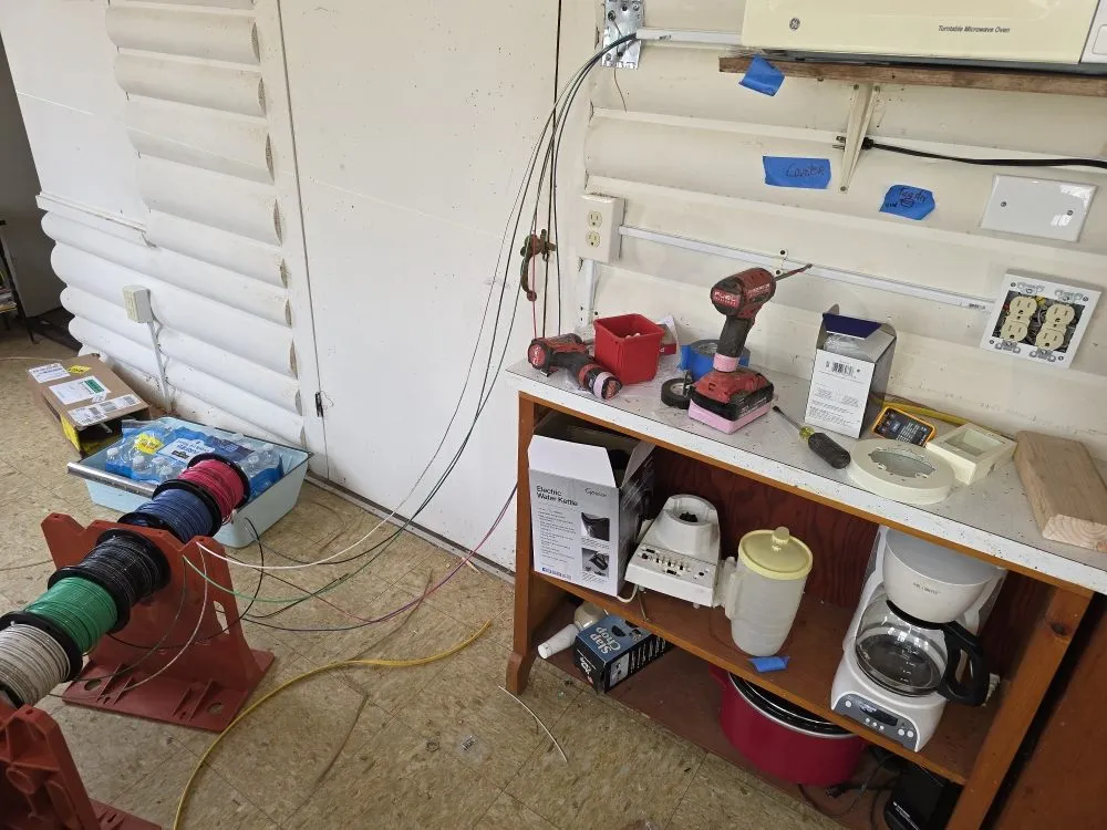 Slide of Wood Duck Electric