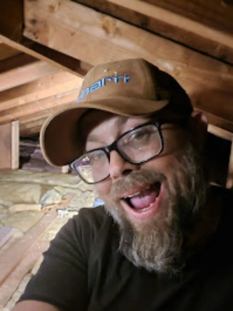 Affordable electrician providing outlet and switch repair in Honesdale, PA - Wood Duck Electric