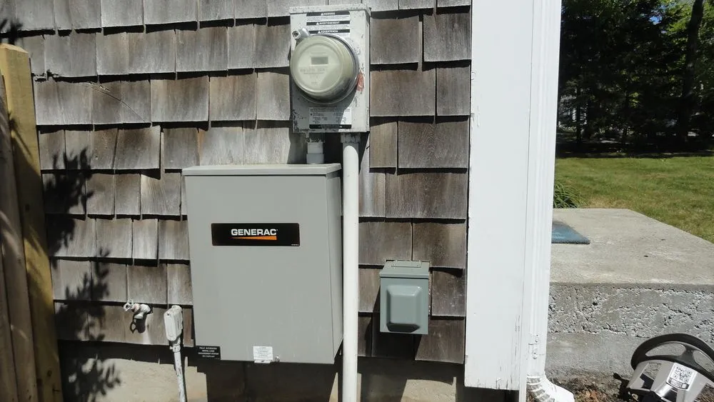 Slide of Wood E Lewis Electrician