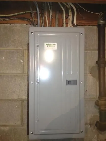 Affordable outlet and switch repair service in North Lawrence, OH - Woodarski Electric