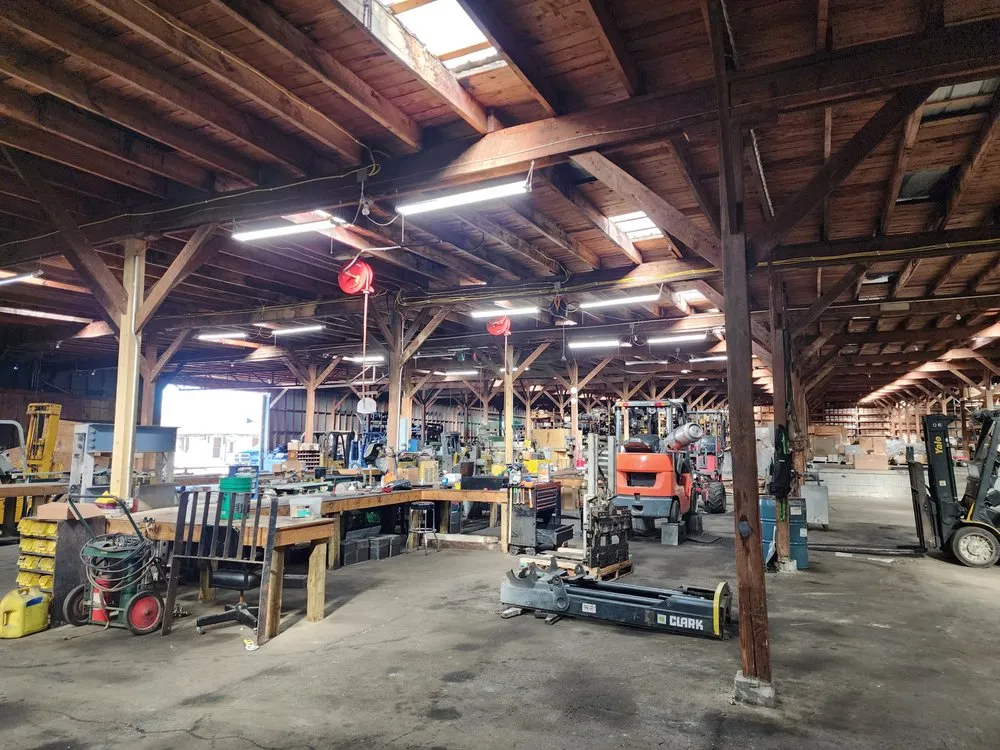 Slide of Woodford Electric