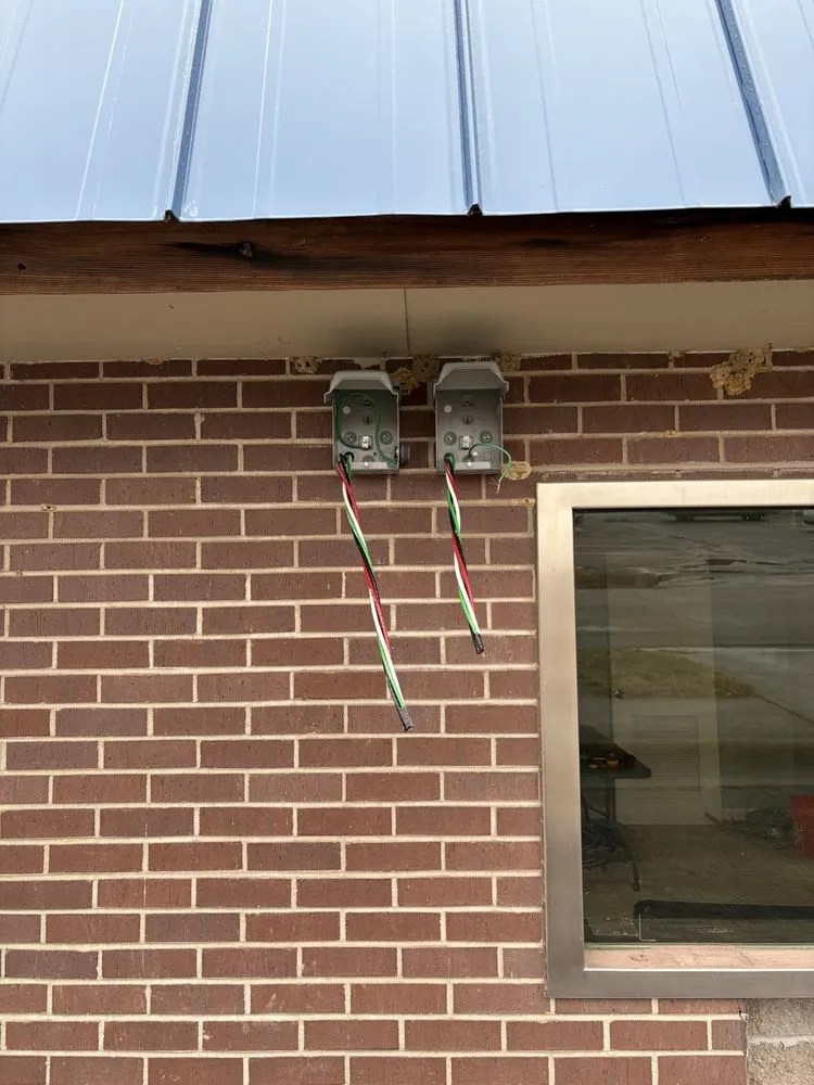 Slide of Woods Electric