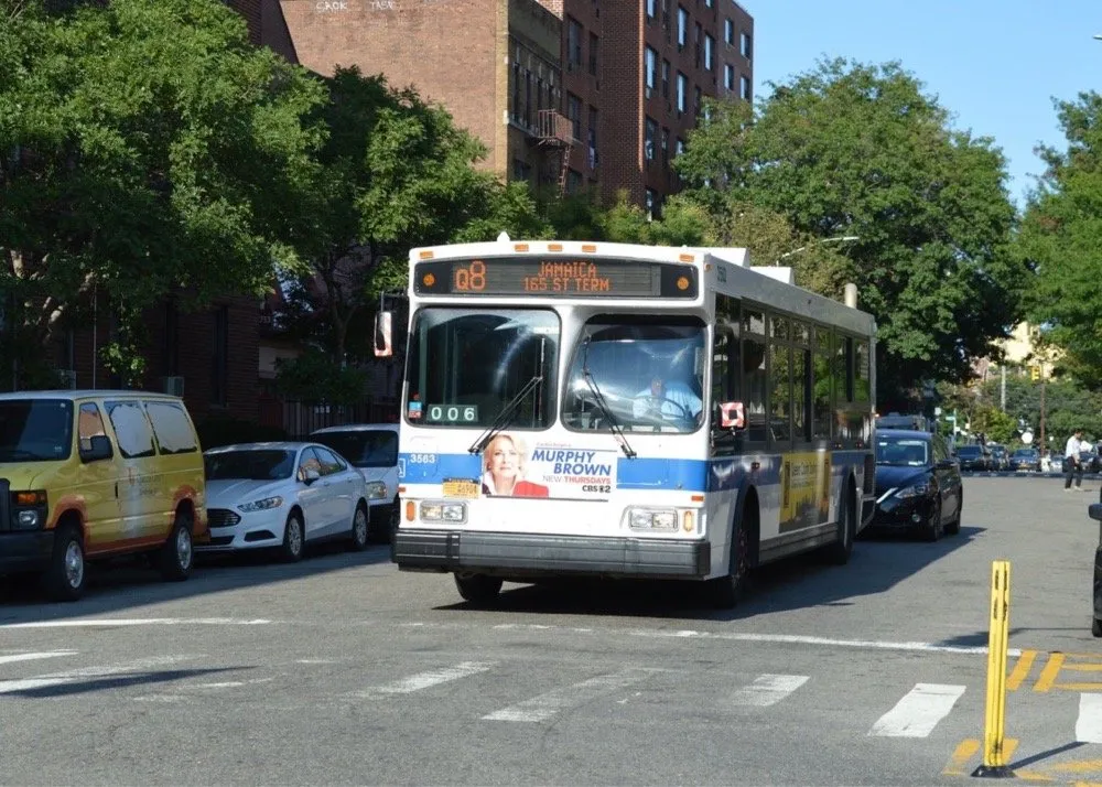 Expert electrician providing electrical repair in Elmhurst, NY - Woodside Avenue Electric