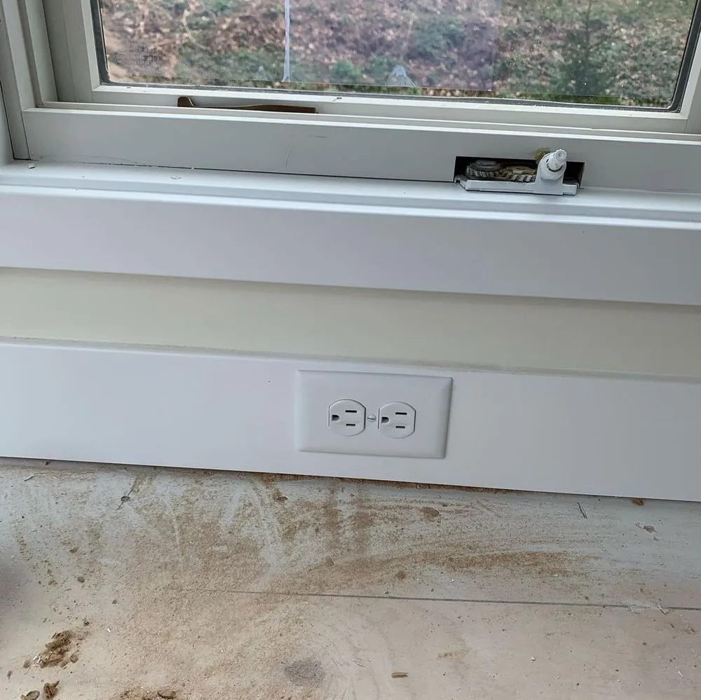 Slide of Woodside Master Electrician