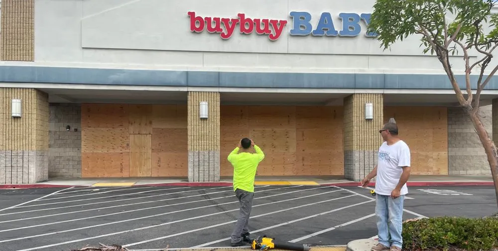 Slide of Working Hands Construction