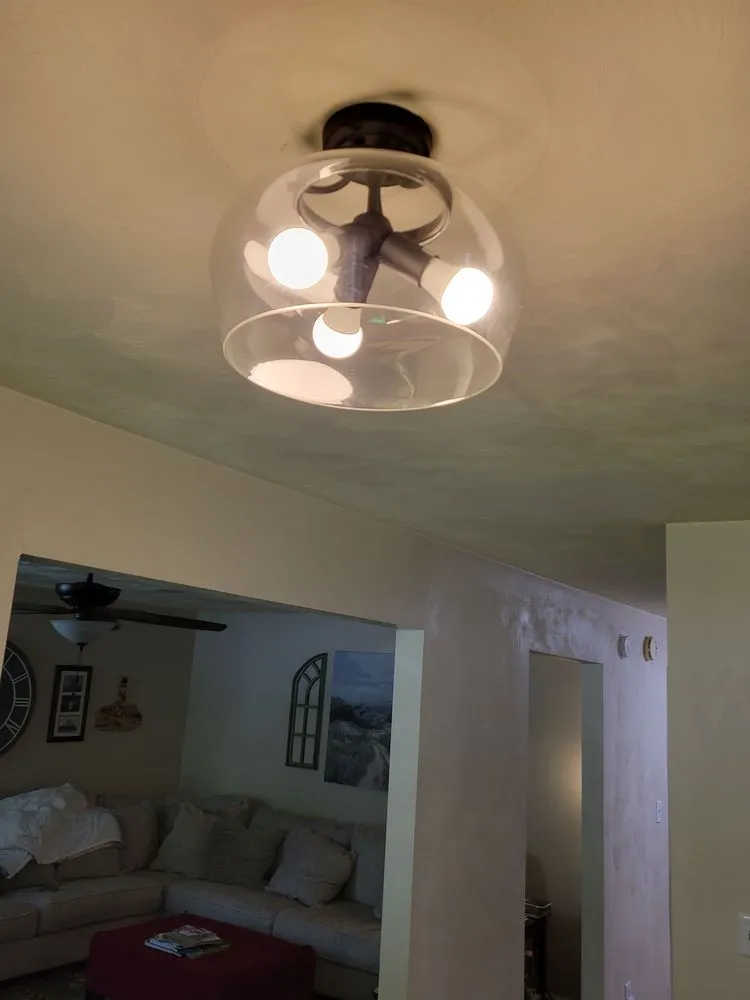 Affordable electrician providing emergency electrical service in Yorktown, VA - Worley's Home Services