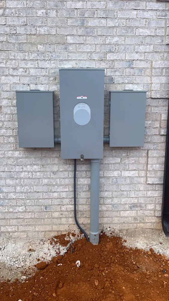 Expert circuit breaker repair experts serving Leesburg, AL - Xcel Electric