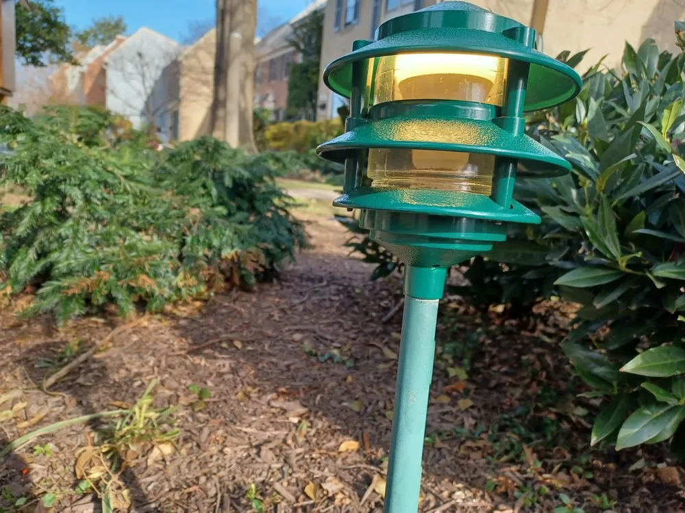 Emergency electrician providing outlet and switch repair in , 