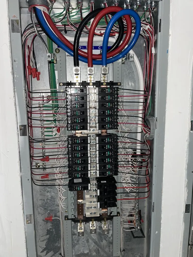 Professional electrician providing emergency electrical service in ,