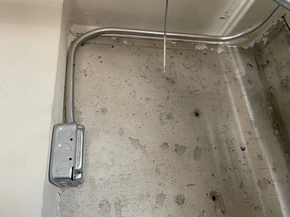 Slide of Xtreme Wiring