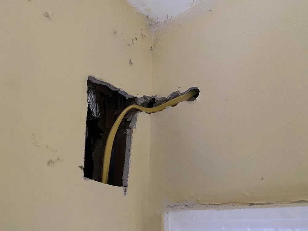 Slide of Xtreme Wiring