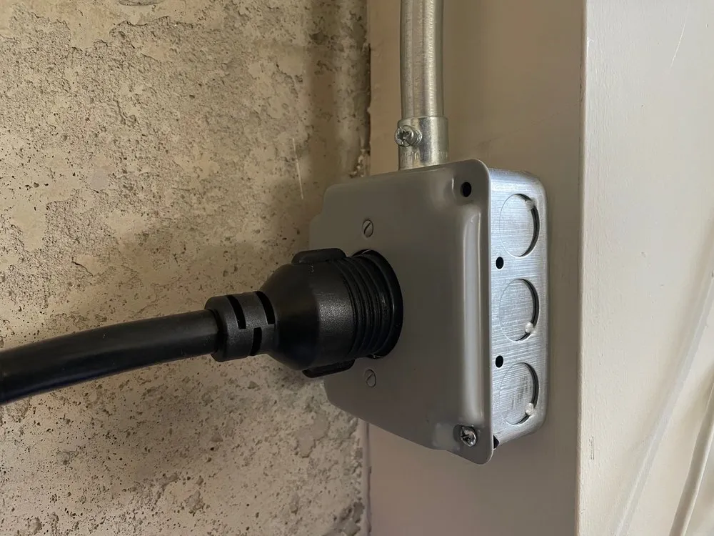 Slide of Xtreme Wiring