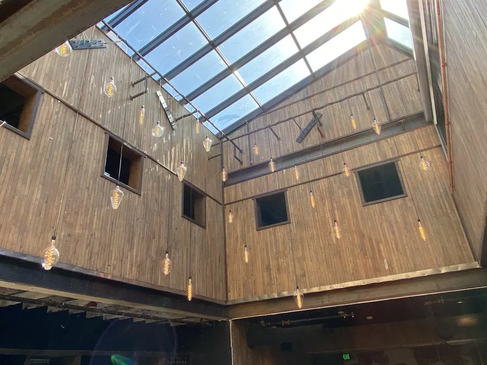 Slide of Yaka Electric