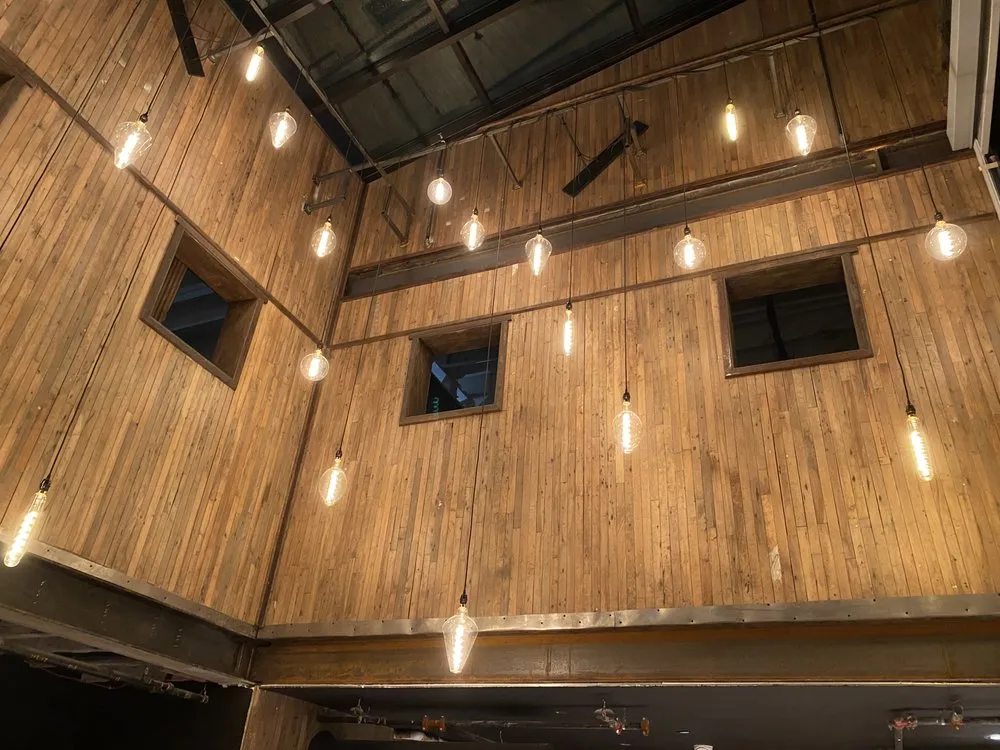 Slide of Yaka Electric