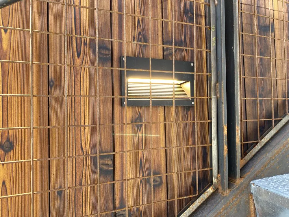 Slide of Yaka Electric