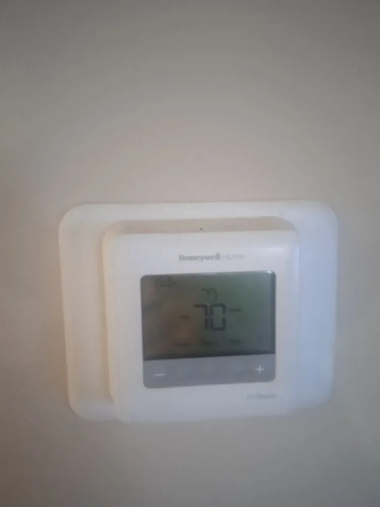 Slide of Yasmany Smith