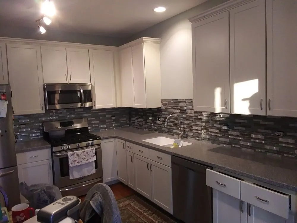 Slide of Yazzcolors Paint and Decorating