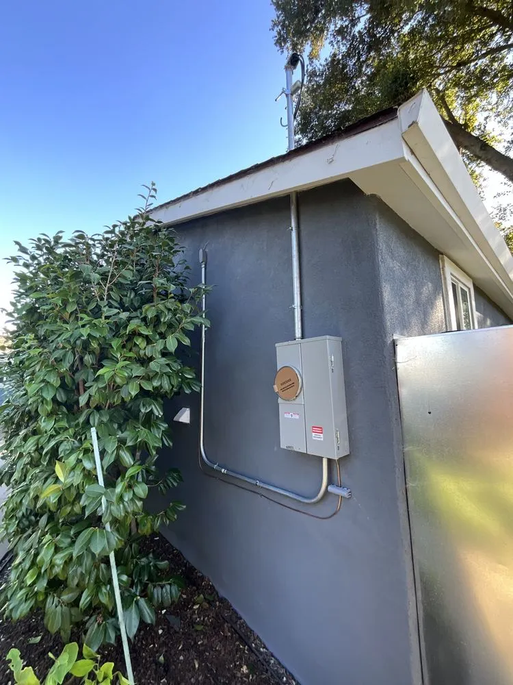 Slide of Y&D Power Solutions