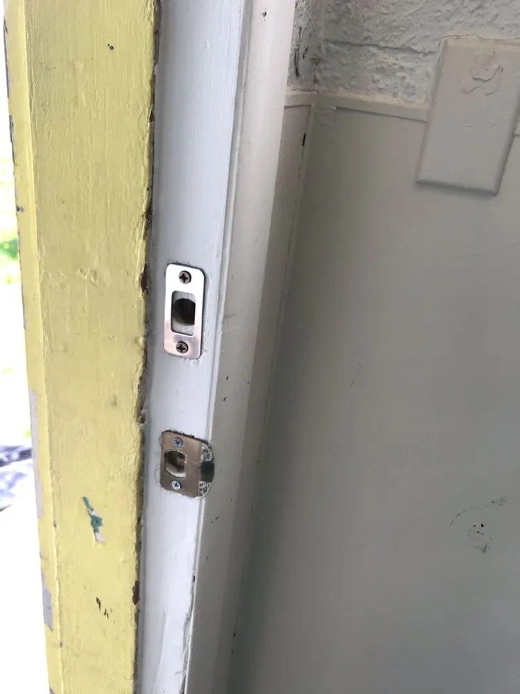 Slide of Yellow van Handyman