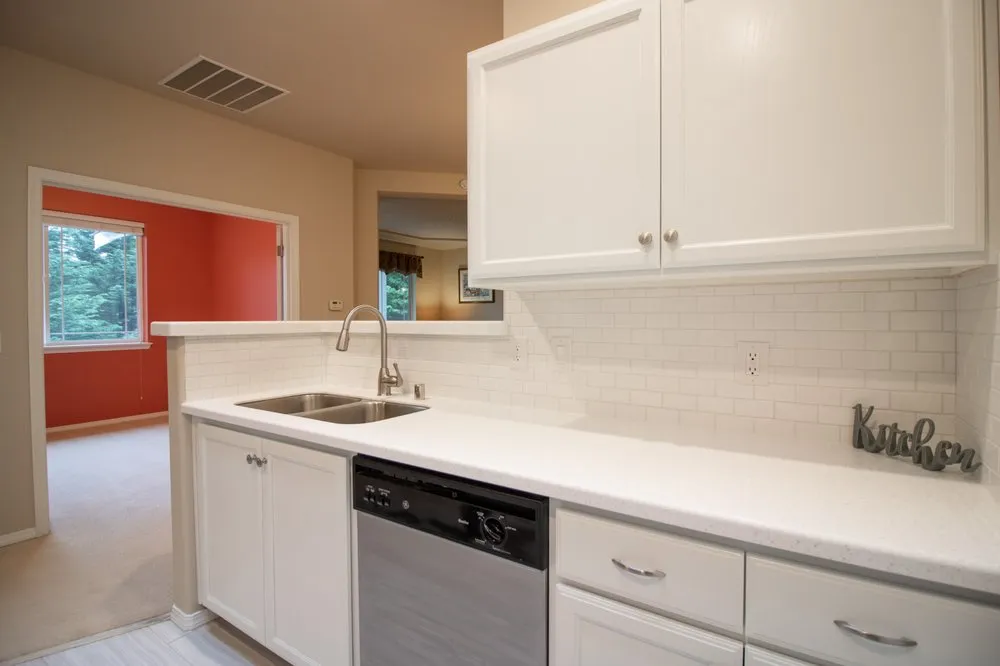 Slide of Yellow van Handyman