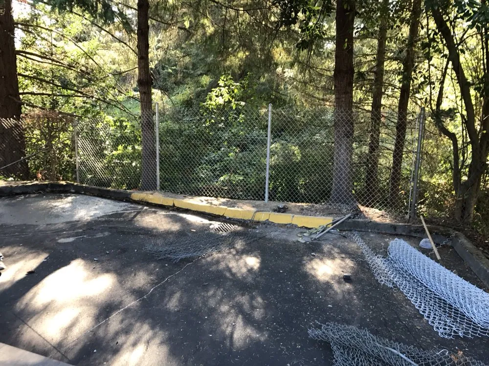 Slide of Yellow van Handyman