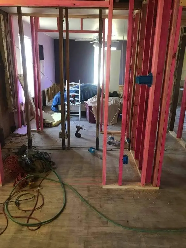 Trusted electrician providing outlet and switch repair in Gibson, LA - Yepez Electric
