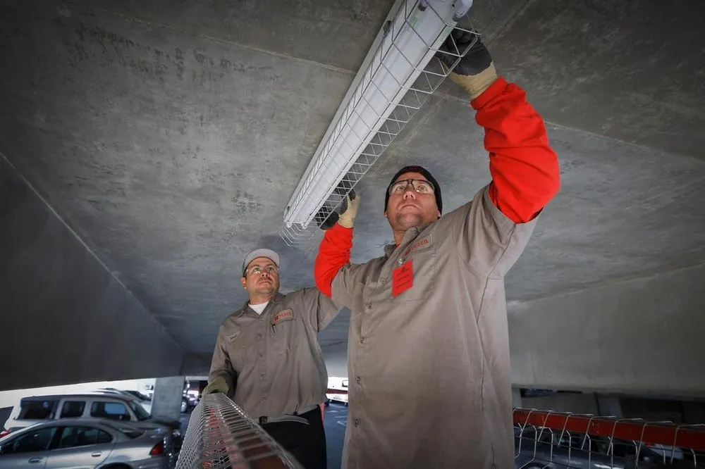 Slide of YESCO Sign & Lighting Service