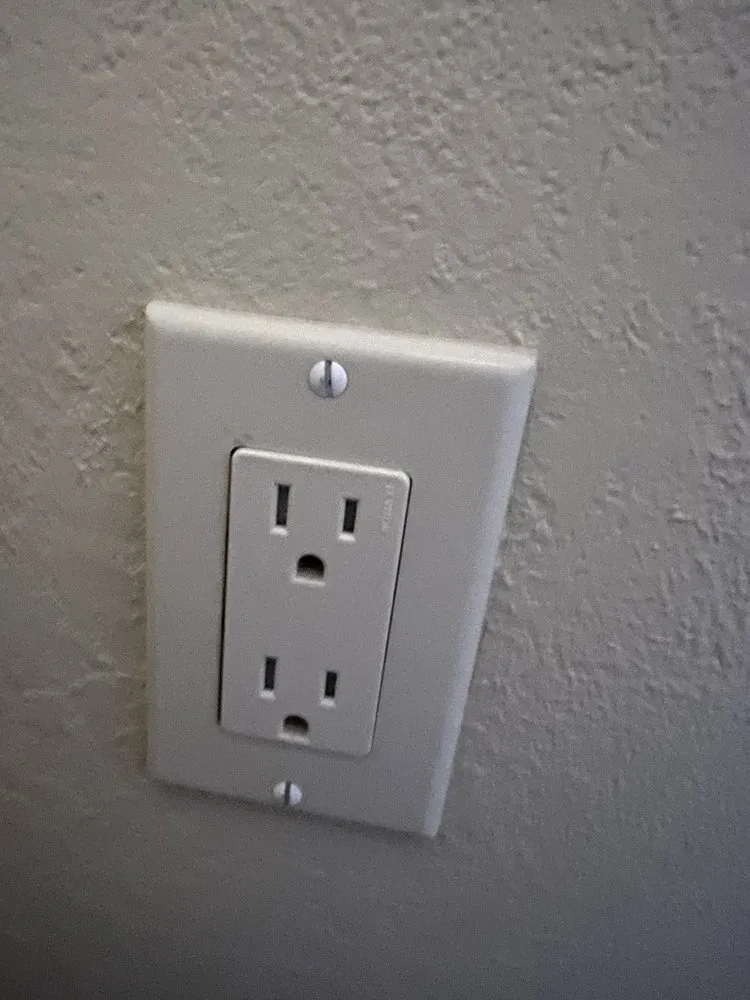Emergency outlet and switch repair in Zephyr Cove, NV by Yetter Electric