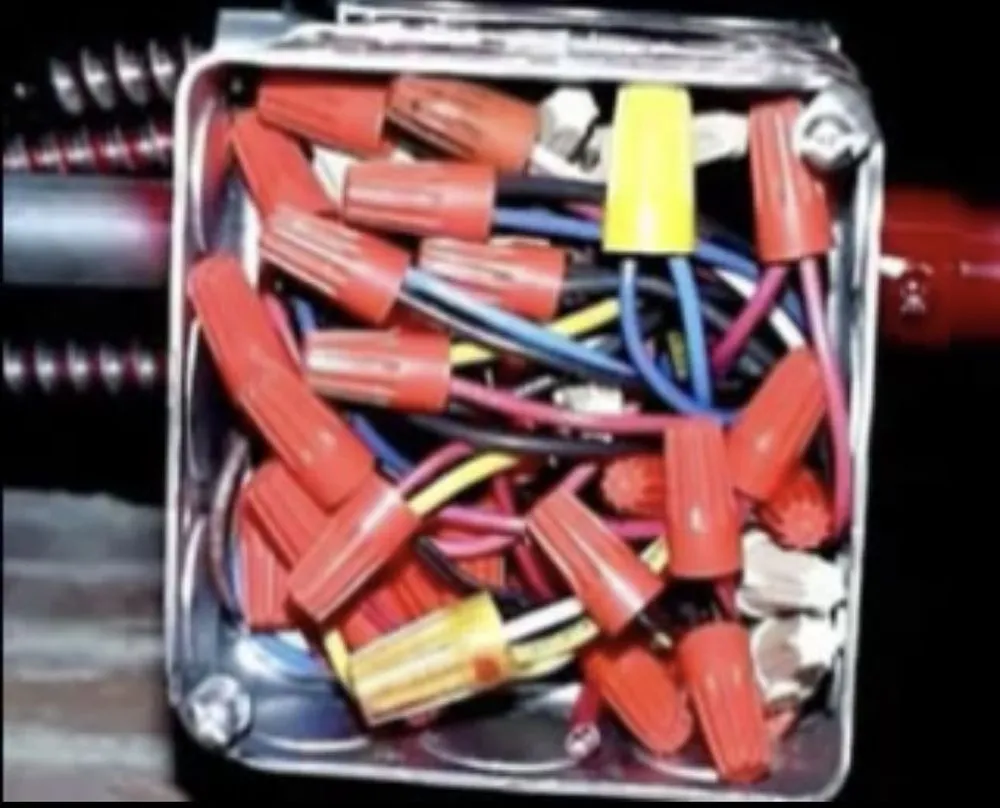 Slide of Y&G Volt Power