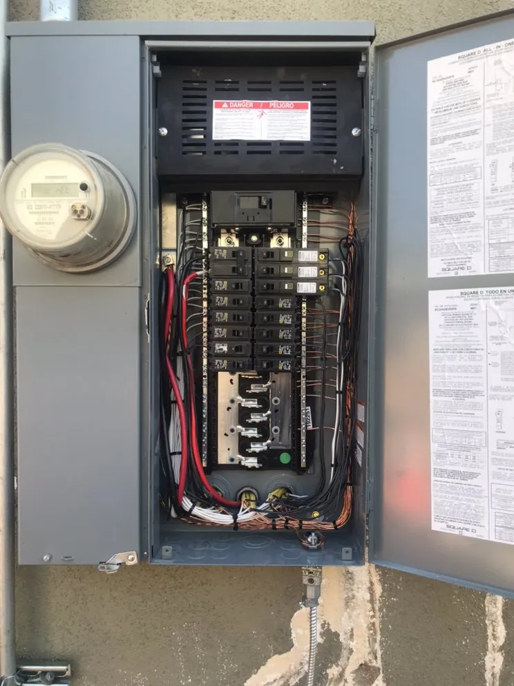 Slide of Yireh Electric