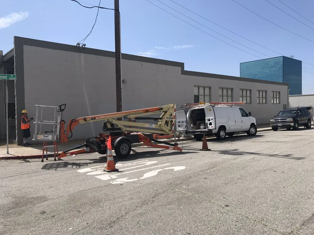 Slide of Yireh Electric