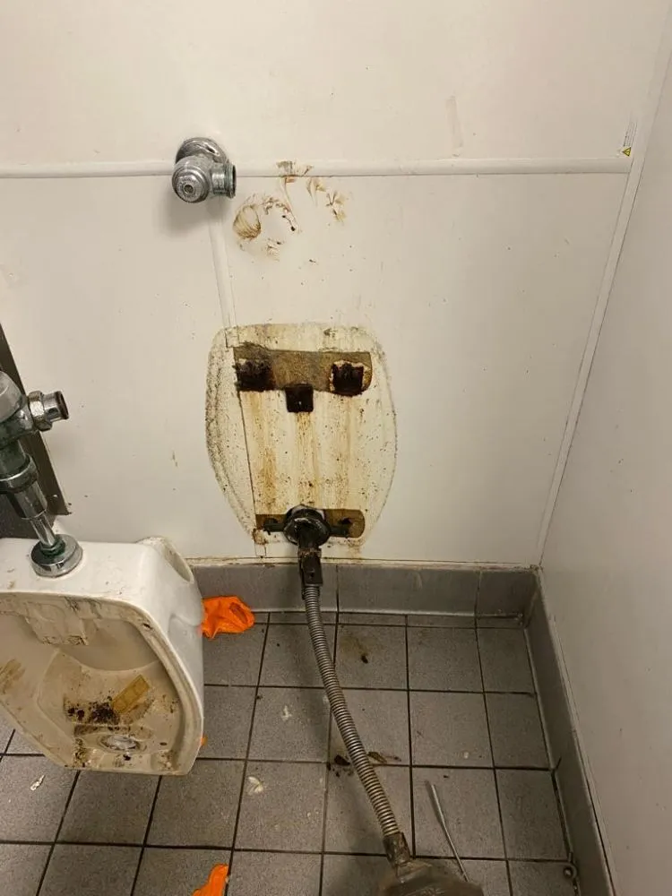 Slide of YJ Home Service