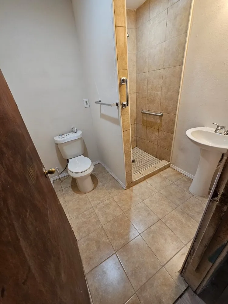 Slide of YJ Home Service