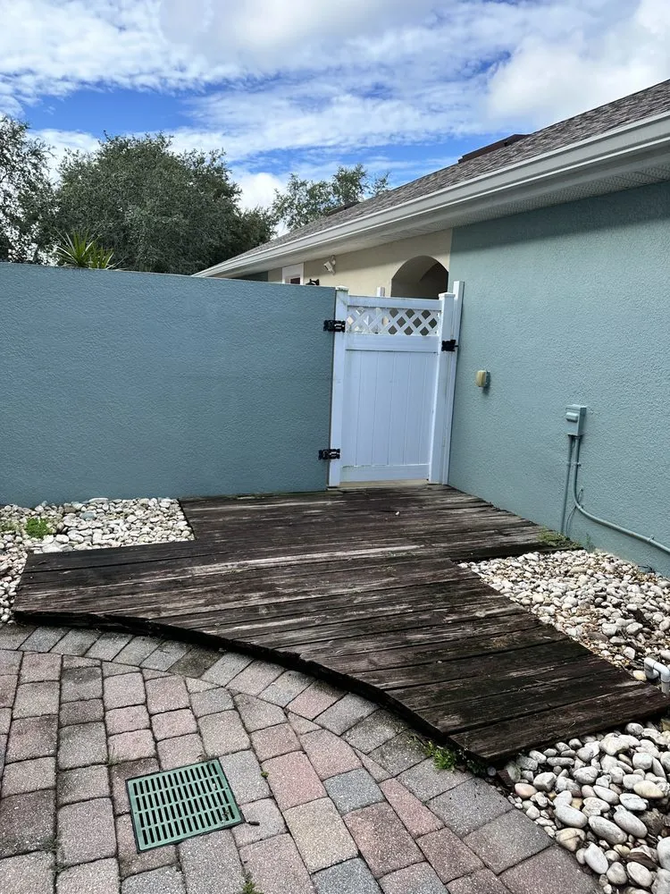 Slide of Y&L Handy Services