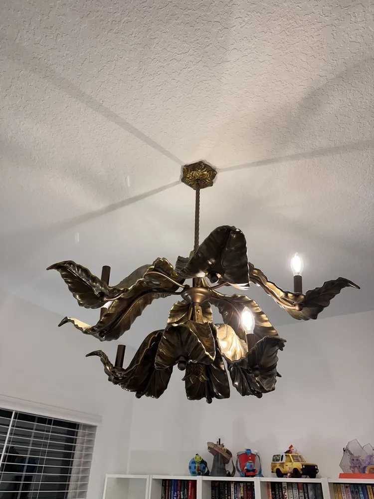 Slide of Y&L Handy Services