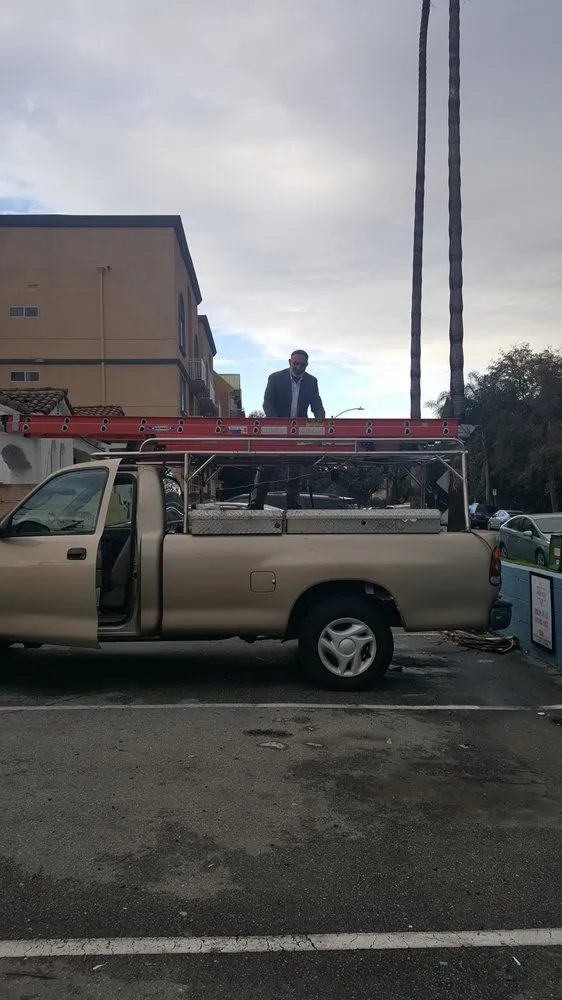 Slide of Yoak Electric