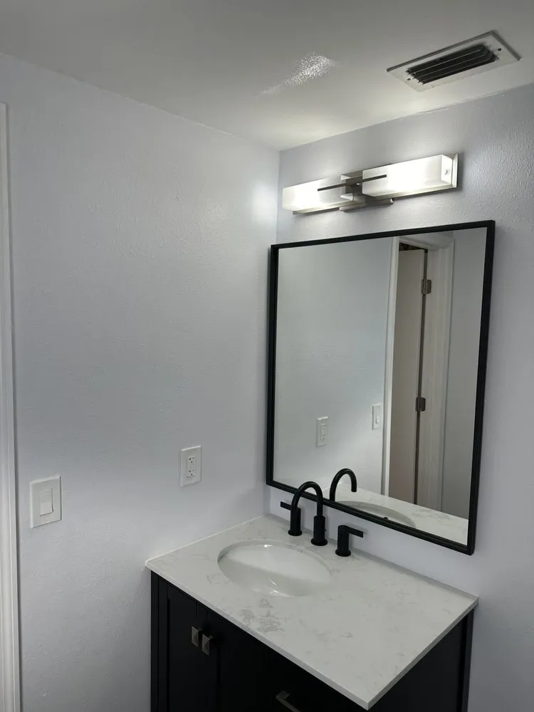 Emergency circuit breaker repair service in ,  - YP Construction Services