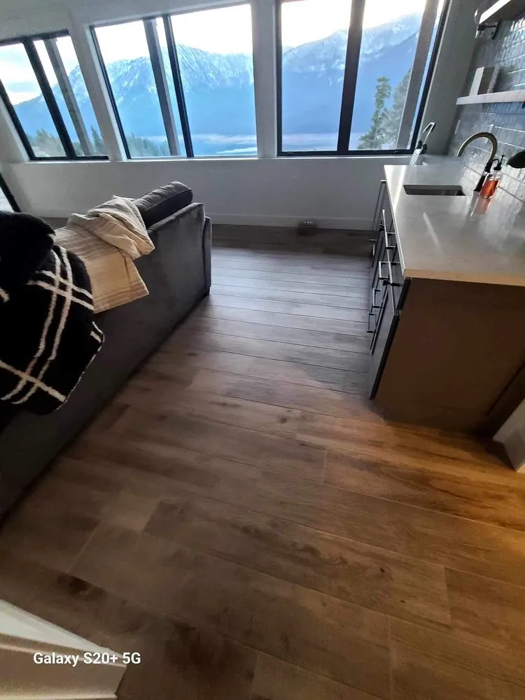 Emergency circuit breaker repair in , by YS General Construction