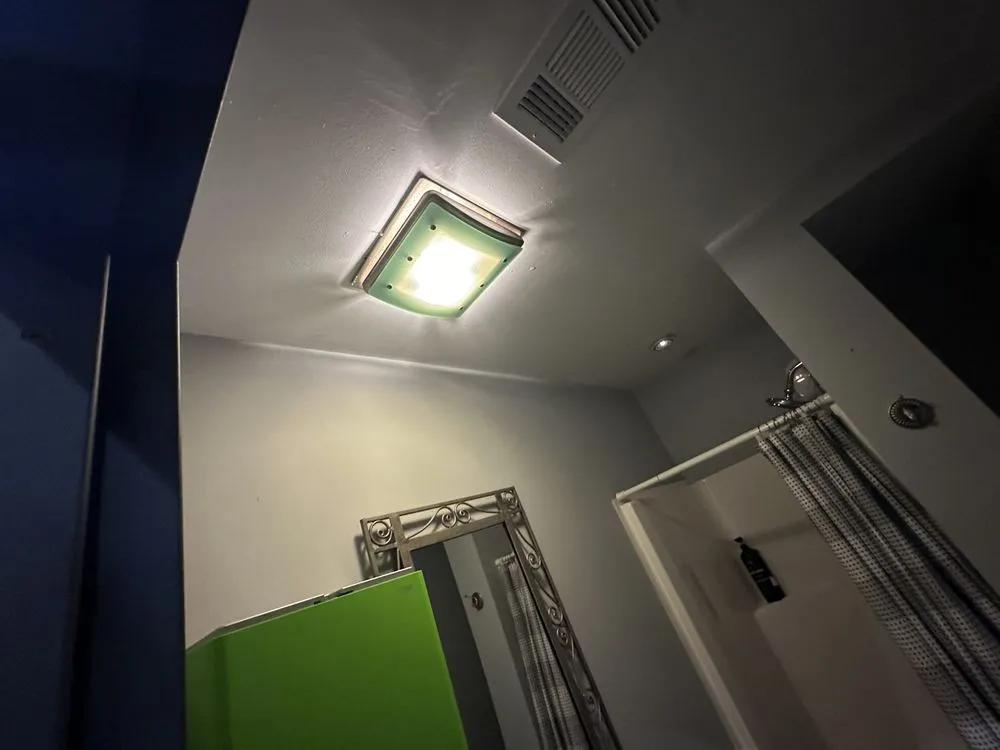 Slide of YSW Lighting & Electrical Services