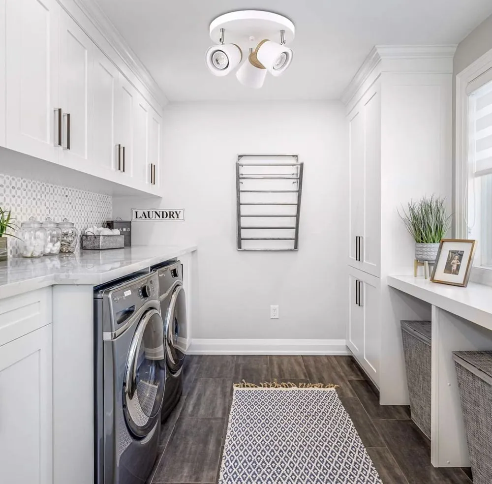 Slide of Y&T Electric