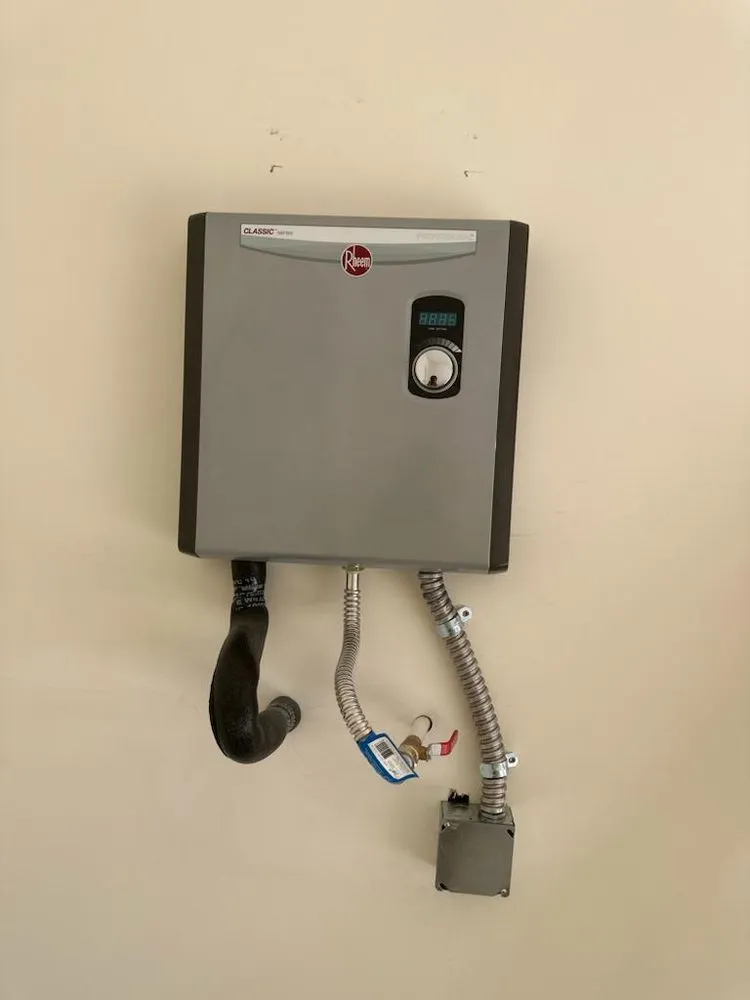 Trusted panel upgrade in Las Vegas, NV by Yukis Electric
